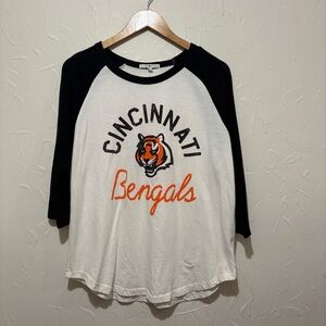 Junk Food Cincinnati Bengals 3/4 sleeve graphic t-shirt (large)